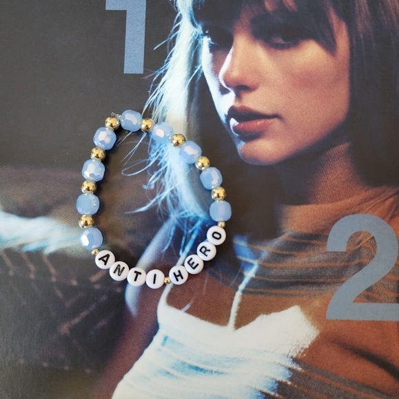 Midnights Friendship Bracelets Set Of 7 - Picture 4 of 11